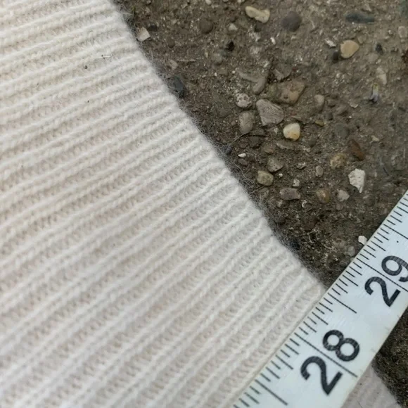 Vintage Angora Lambswool Embroidered Floral cardigan - Picture 5 of 6